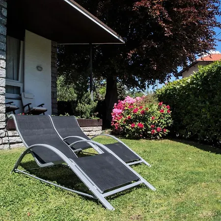 Semesterbostad Algrit Lesa